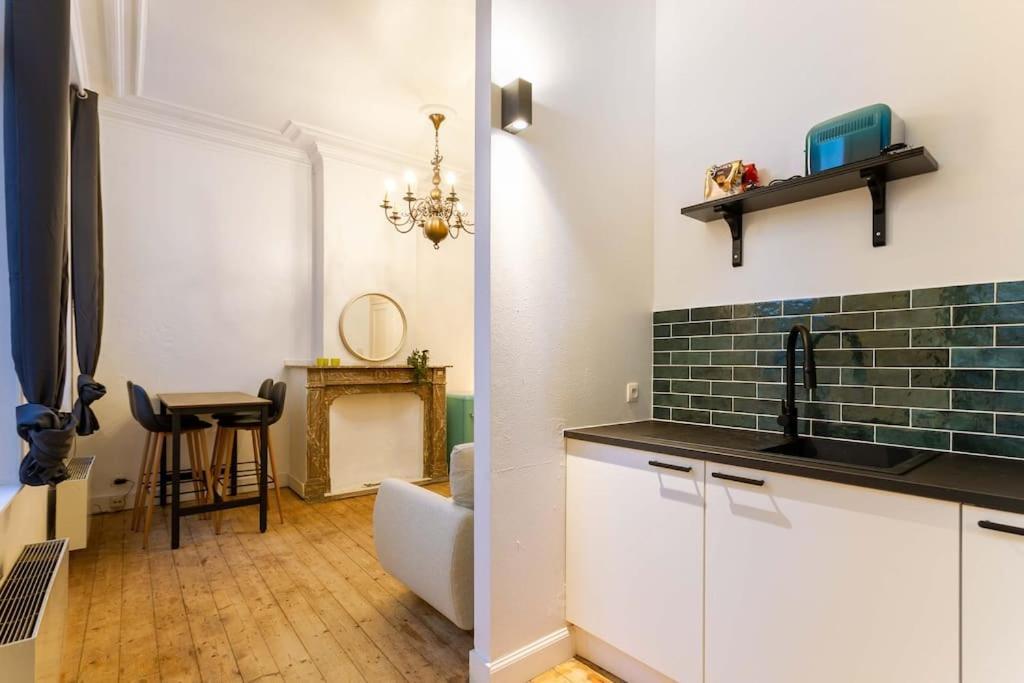 Apartamento Blue Lagoon In The City Amberes Exterior foto