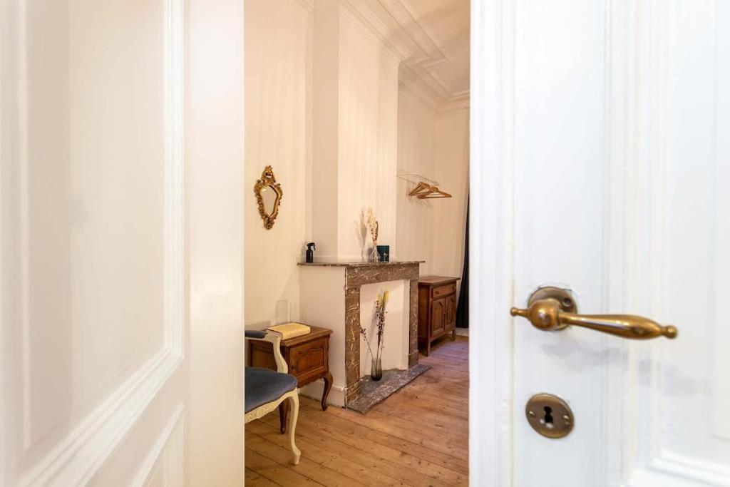 Apartamento Blue Lagoon In The City Amberes Exterior foto